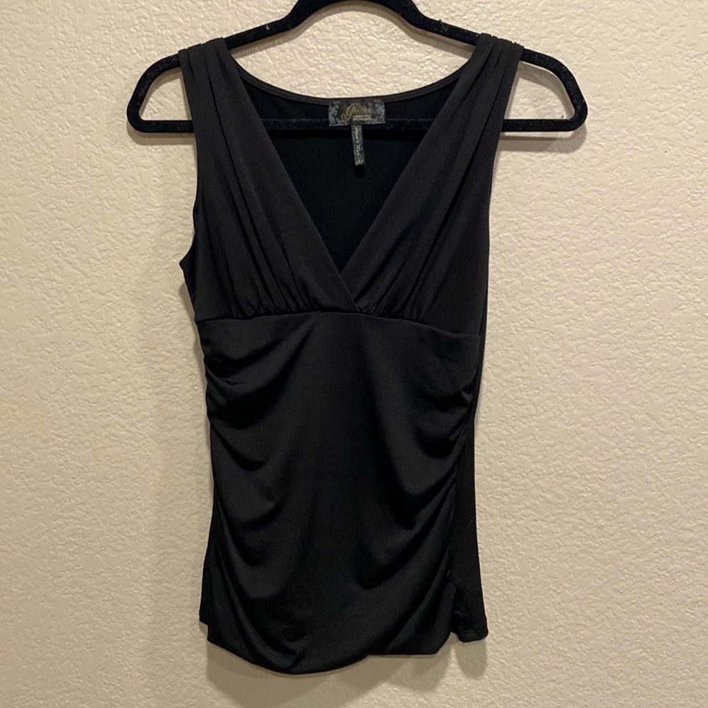 Guess V-neck Top